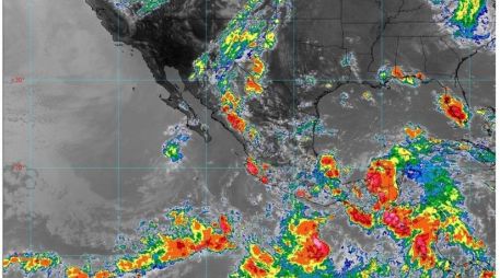 Autoridades llaman a extremar precauciones por lluvias, viento y oleaje. ESPECIAL / Conagua