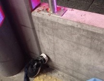 La mujer tenía entre 25 y 30 años y vestía una sudadera en color gris y un pantalón negro. ESPECIAL / Policía de Guadalajara