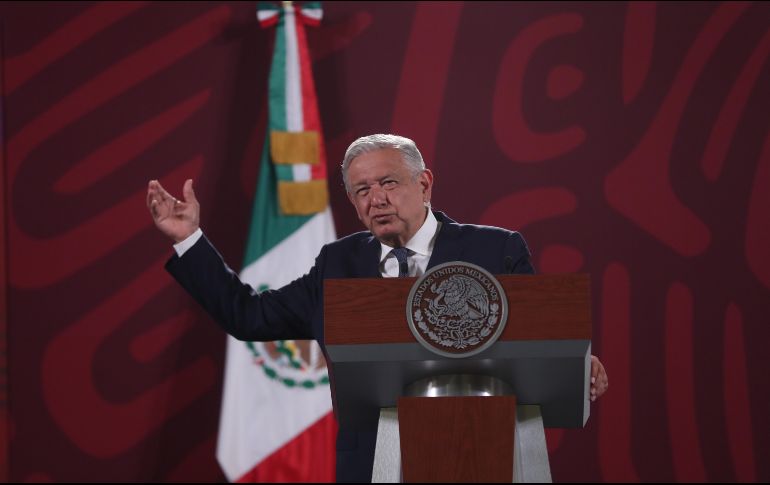 López Obrador reiteró su compromiso con las víctimas de la Guerra Sucia. EFE/S. Gutiérrez