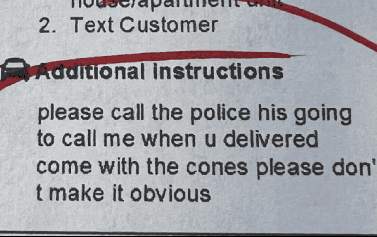 La joven estaba haciendo el pedido de sus alimentos en la app donde al final ponía una nota alarmante. 