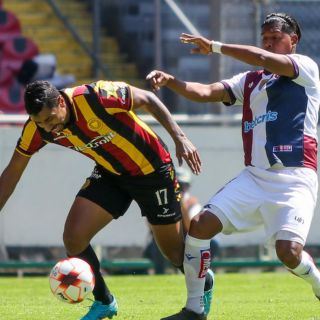 Leones Negros da de baja a dos jugadores por indisciplina 