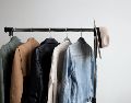 Antes de renovar tu closet, debes saber primero de lo que te debes deshacer. UNSPLASH/Amanda Vick