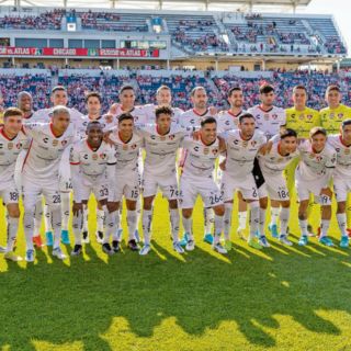 Atlas perfila su 11 inicial