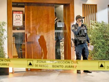 El jefe de la policía capitalina, Omar García Harfuch, informó que el arma de fuego usada en el feminicidio de Yrma Lydya fue hallada por la Fiscalía General de Justicia. SUN/V. Rosas