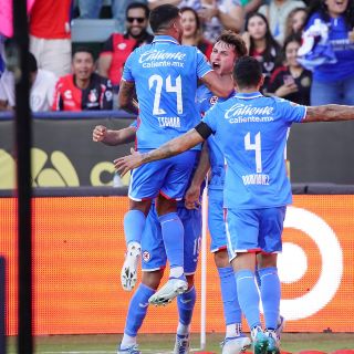 Cruz Azul se impone al Atlas en penales y se queda con la Supercopa