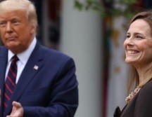 Donald Trump y Amy Coney Barret, la última jueza en entrar a la Corte Suprema. GETTY IMAGES