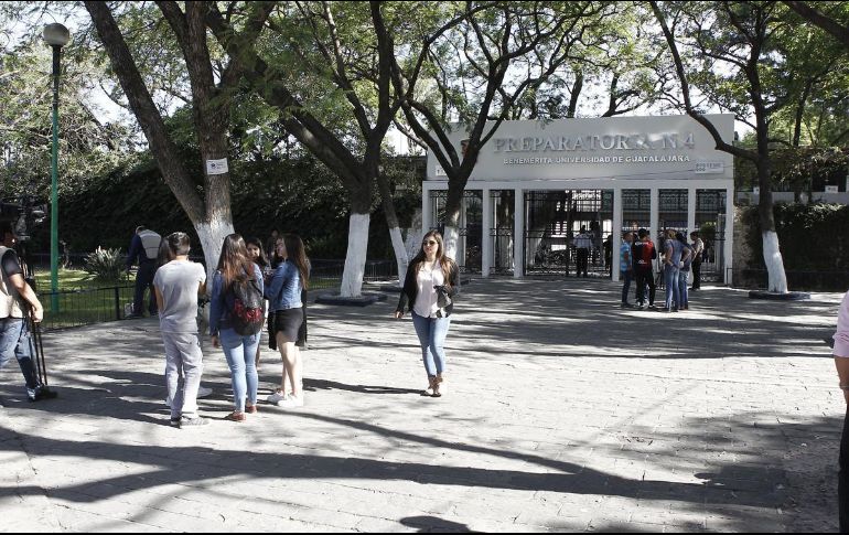 Miles de alumnos de la UdeG están en periodo vacacional y se espera regresen a las aulas en agosto. EL INFORMADOR / ARCHIVO