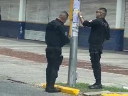 El colectivo pegó fichas por tercera ocasión el viernes en la Plaza Liberación, sin embargo hoy por la mañana ya estaban cubiertas nuevamente. ESPECIAL