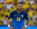 El presidente del club, Nasser Al-Khelaïfi, dijo que ya no quieren "llamativos" ni "bliing bling", aludiendo al estilo de vida tantas veces criticado de Neymar. AP / ARCHIVO