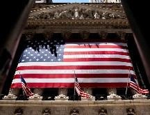 Hasta el momento, el índice principal Dow Jones cae 14.61% desde inicios de año. AP/J. Nikhinson