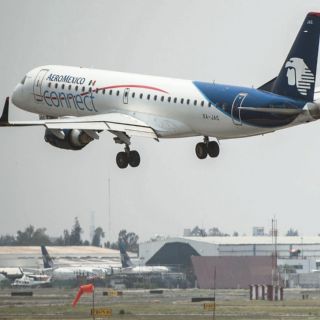 Aeroméxico deja de cotizar en la Bolsa Mexicana de Valores