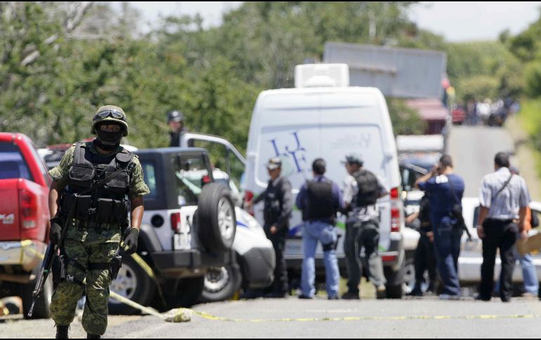 Las carreteras en los límites entre Jalisco y Michoacán son señaladas como riesgosas por la presencia de grupos delictivos. EFE/Archivo