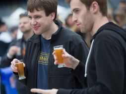 La cerveza estuvo disponible hasta finales de junio, en tiendas, restaurantes y en internet; y su precio oscilaba entre los 4.50 dólares por lata. AFP / ARCHIVO