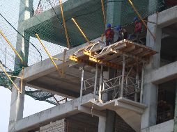 La percepción de los directivos sobre la situación económica de su empresa y del país retrocedió durante el mes pasado en los sectores manufacturero, de la construcción, comercial y de los servicios privados no financieros.