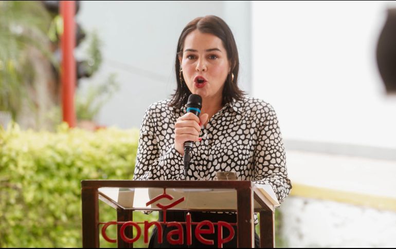 LIDERAZGO. Paulina Corella Gómez, directora del plantel, destacó que han avanzado mucho en tema de certificaciones. EL INFORMADOR / G. Gallo