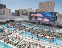 Stadium Swim. La aventura y emoción sin dejar de tostarse en el desierto. ESPECIAL