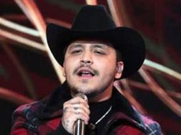 Christian Nodal sorprendió a uno de sus fans en Chile y se dio el tiempo de platicar con él. SUN / ARCHIVO