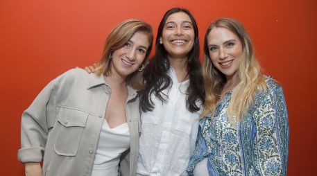 Bárbara Ruiz, Carolina Guerrero y Pamela Castro. GENTE BIEN JALISCO/Claudio Jimeno
