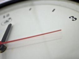 Tapatíos afirman que el cambio de horario afecta en el día a día, por lo que están de acuerdo con la iniciativa de López Obrador. NTX / ARCHIVO