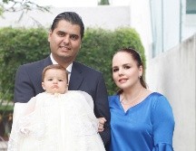 Javier y Daniel Vázquez con Daniela Corona. GENTE BIEN JALISCO/Claudio Jimeno