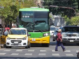 Las calles del Centro de Guadalajara donde es más frecuente que se viole el reglamento municipal son Juan Manuel (foto), Independencia, Santa Mónica, Reforma y Dionisio Rodríguez, entre otras. EL INFORMADOR/A. Camacho