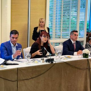 Alito: Alejandro Moreno se reúne con Pedro Sánchez, presidente de España, y lo tunden en redes