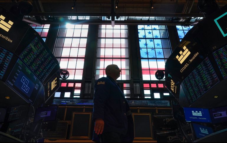 La bolsa de valores cierra a la alza. AP/S.Wening