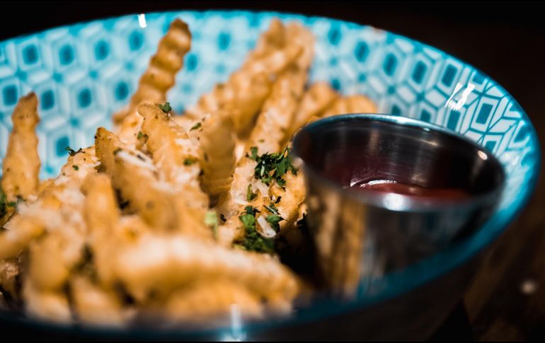 El negocio de comida rápida Bel-Fries fue escenario de un auténtico zafarrancho. ESPECIAL/Foto de GoodEats YQR en Unsplash