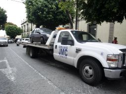 Hay 400 grúas en la entidad, solamente 300 están registradas con AGRÚAS y están legalmente constituidas. EL INFORMADOR/ARCHIVO