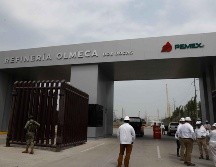 Los altos precios del petróleo crudo están mejorando los indicadores crediticios de Pemex, pero la empresa sigue teniendo problemas de liquidez. SUN/Archivo