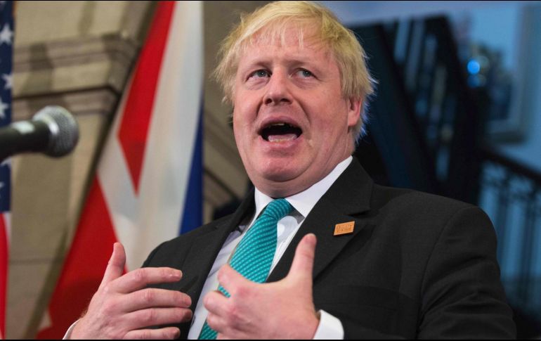 Boris Johnson anunció que dejará el cargo, una vez se haya designado a su sucesor. Se irá, como lo hizo Trump en su momento, humillado y con la popularidad por los suelos. AFP / ARCHIVO