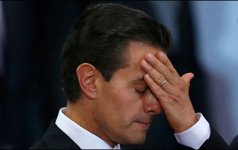 El titular de la UIF dice que la investigación comenzó desde el pasado 20 de octubre de 2021, cuando se tuvo conocimiento de operaciones financieras donde Peña Nieto obtuvo beneficios económicos. AP / ARCHIVO