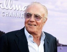 James Caan resaltó en el cine por dar vida a Santino “Sonny” Corleone, el  efusivo hijo mayor de “Vito Corleone”, en “El Padrino”.