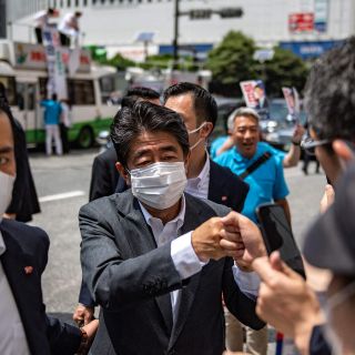 Japón: Balean al ex primer ministro Shinzo Abe