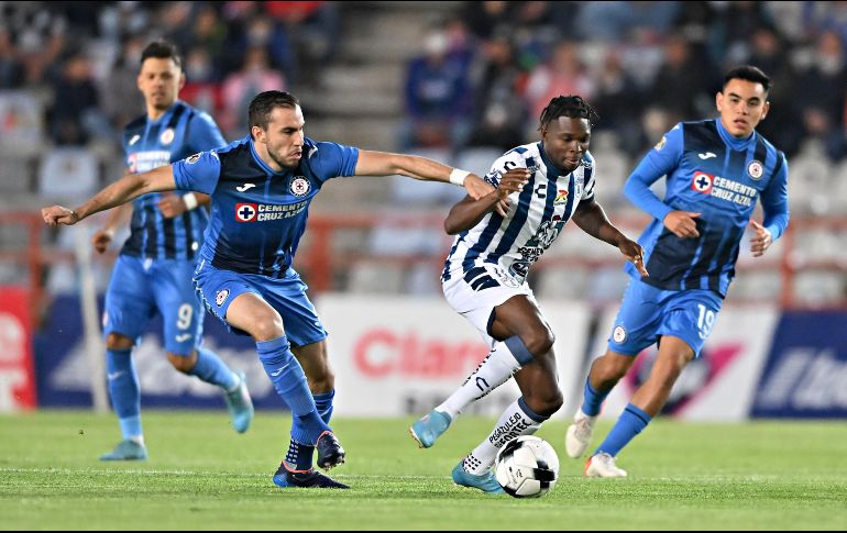 El juego Cruz Azul vs Pachuca podrá ser visto en televisión abierta y restringida. IMAGO7