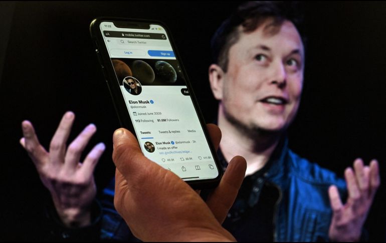 Elon Musk manda una carta a Twitter en la que dice que cancelará el acuerdo de compra. AFP/ARCHIVO