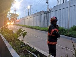 El incendio fue controlado por Bomberos de Zapopan en coordinación con elementos de Guadalajara. ESPECIAL/PCyBomberos Zapopan