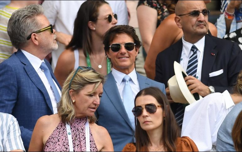 La belleza y elegancia de Kate Middleton llamó poderosamente la atención de Tom Cruise, de 59 años, quien fue captado irremediablemente embelesado por la duquesa. EFE / ARCHIVO