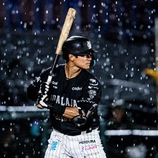 ¡Suspendido! La lluvia detiene las acciones entre Mariachis y Piratas