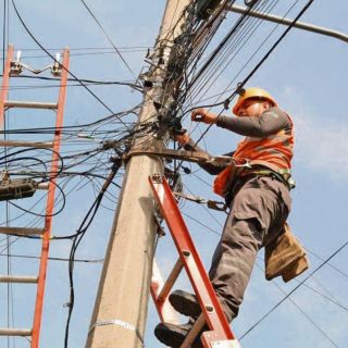 Inicia el retiro del cableado obsoleto en Guadalajara