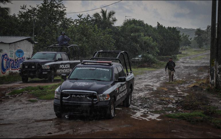 Informes de seguridad refieren que la violencia en Uruapan es resultado de la guerra por el territorio entre grupos antagónicos del crimen organizado y la nula respuesta de la policía local. NTX / ARCHIVO