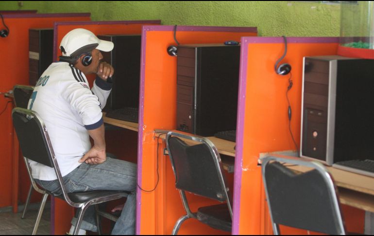 El 36.7% de las mujeres y 34.5% de los hombres víctimas de ciberacoso tuvieron contacto mediante identidades falsas: EL INFORMADOR / ARCHIVO