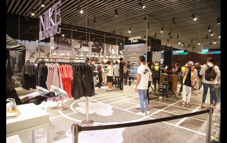 Celebridad Iluminar abrigo Sociales: Nike Andares abre sus puertas | El Informador