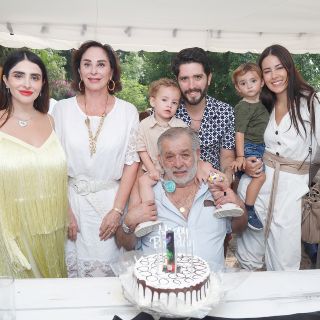 Triple festejo de los “Gonzalos” Leaño con Paty Aceves