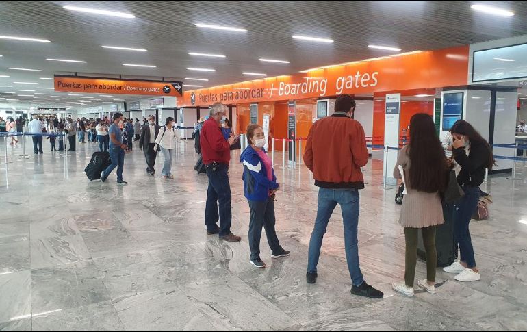 Piden a los pasajeros tomar su tiempo debido a las obras que se realizarán en el Aeropuerto, además de las que hay en Carretera Chapala. EL INFORMADOR / ARCHIVO