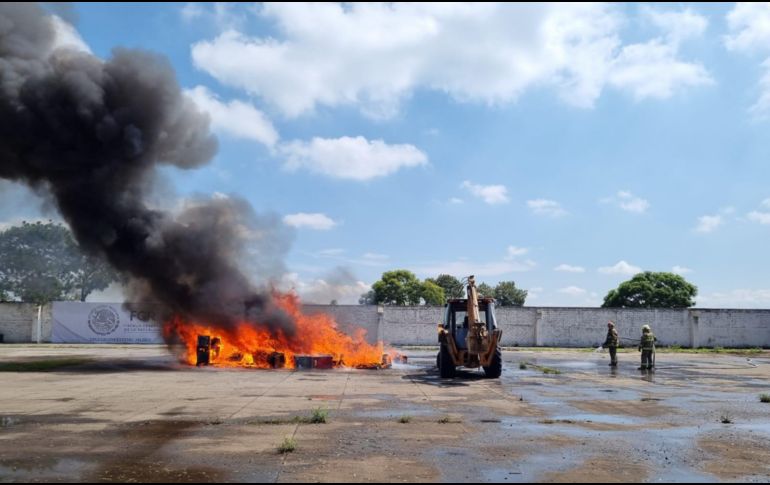 Francisco Arellano Roblecía, inspector general de operaciones de la FGR, explicó la relevancia de la incineración y destrucción de droga. ESPECIAL