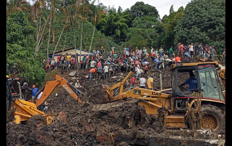 El alud de tierra fue provocado por las fuertes lluvias que se registran en gran parte del territorio colombiano debido a 