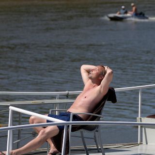 Reino Unido emite alerta roja por ola de calor en Europa