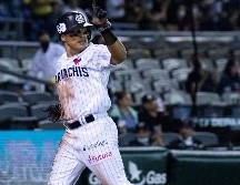 Issmael Salas venía bateando para .307 con el cuadro tapatío y se había volado la barda en 10 ocasiones, con 46 carreras remolcadas. @MisMariachisGDL