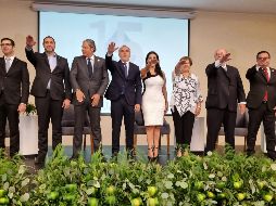 Herrera Vega (blanco) resaltó que se aprovechará toda la plataforma de Expo Guadalajara para diseñar programas y proyectos que coadyuven a la solución de problemáticas sociales. EL INFORMADOR / G. Gallo